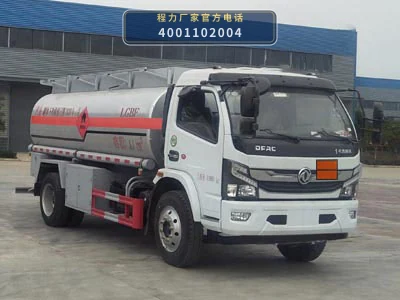 CL5121GYY6型东风9.1方运油车 整车主图