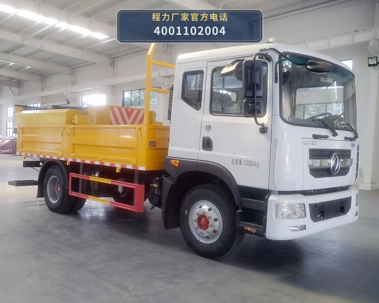 CL5130TFZ6ADS型东风多利卡防撞缓冲车 整车主图
