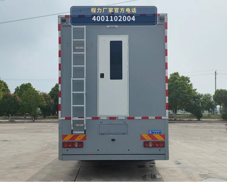 CL5160TSY6BSX型重汽豪沃宿营车 产品细节图