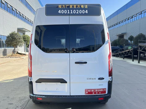 CLH5030XZHJ6型江铃福特指挥车 产品细节图