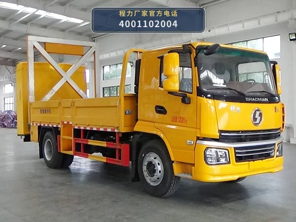 CLW5120TFZ6ZC型陕汽德龙防撞缓冲车 整车主图
