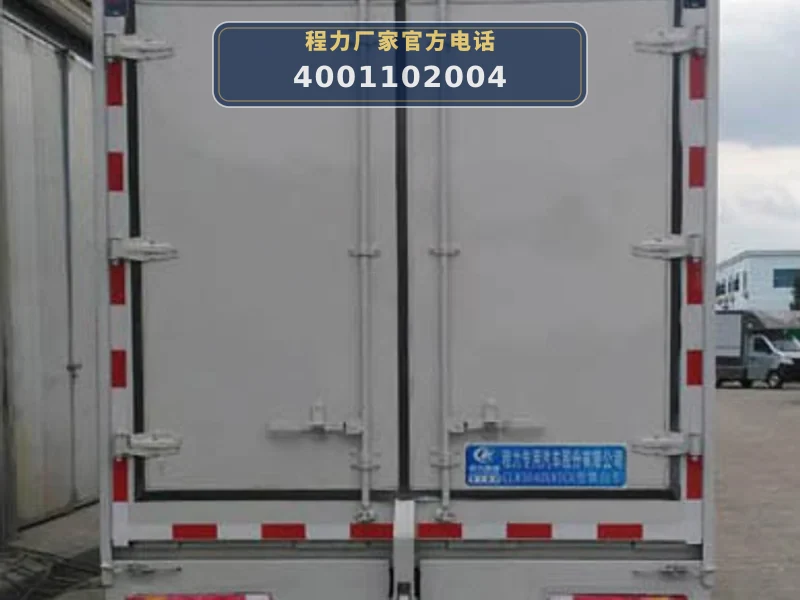 CLW5040XWTC6型解放4.2米舞台车