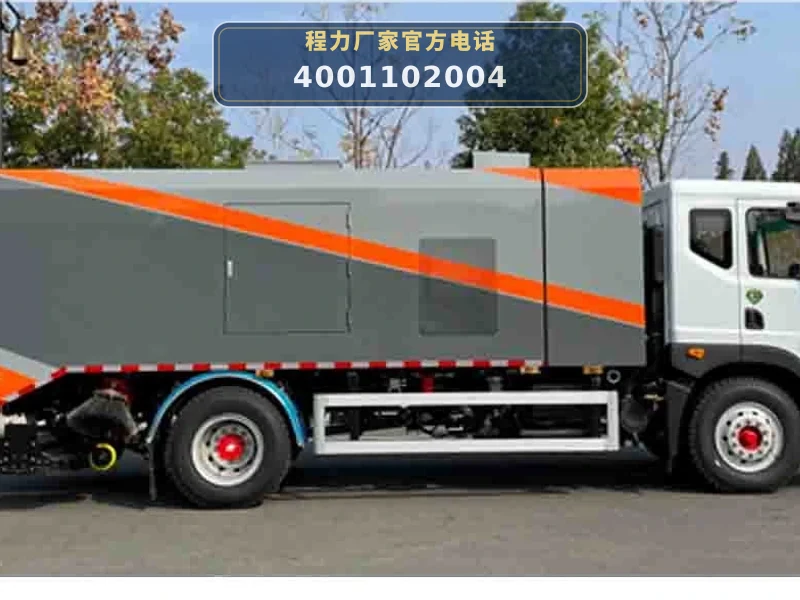 CLW5180TXC6型东风天锦吸尘车